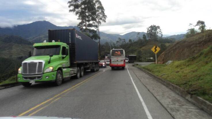 Por obras, hoy y mañana estará cerrada totalmente la vía La Línea
