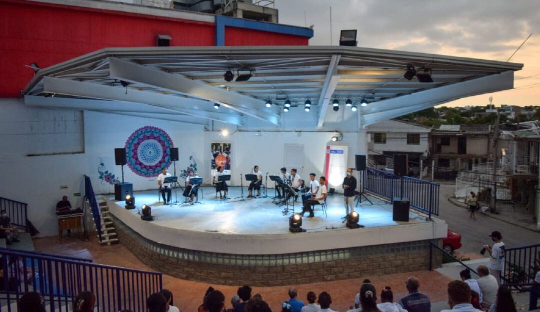 La programación comenzó con la presentación de la Orquesta Sinfónica de Cartagena