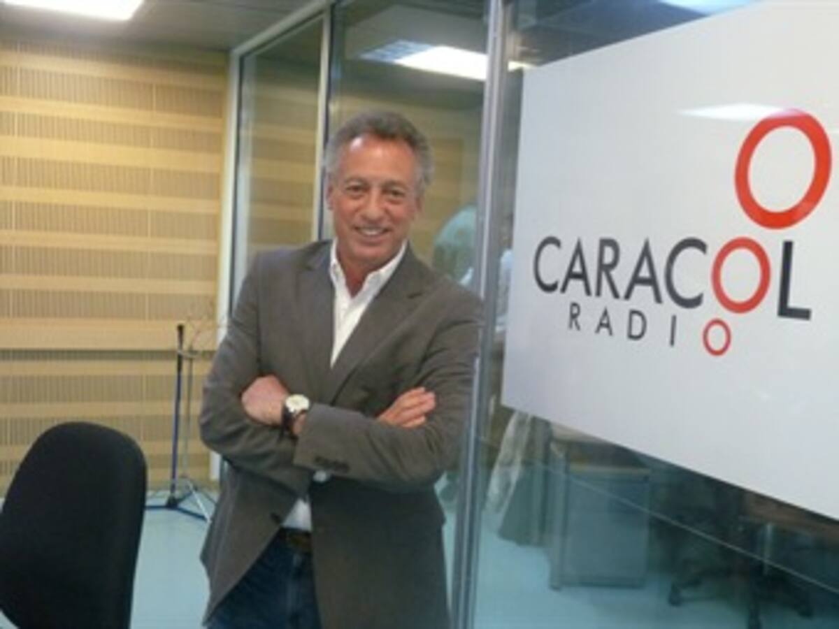 El fútbol enseña a vivir mejor, dice ‘Quique’ Wolff, de visita en Caracol Radio