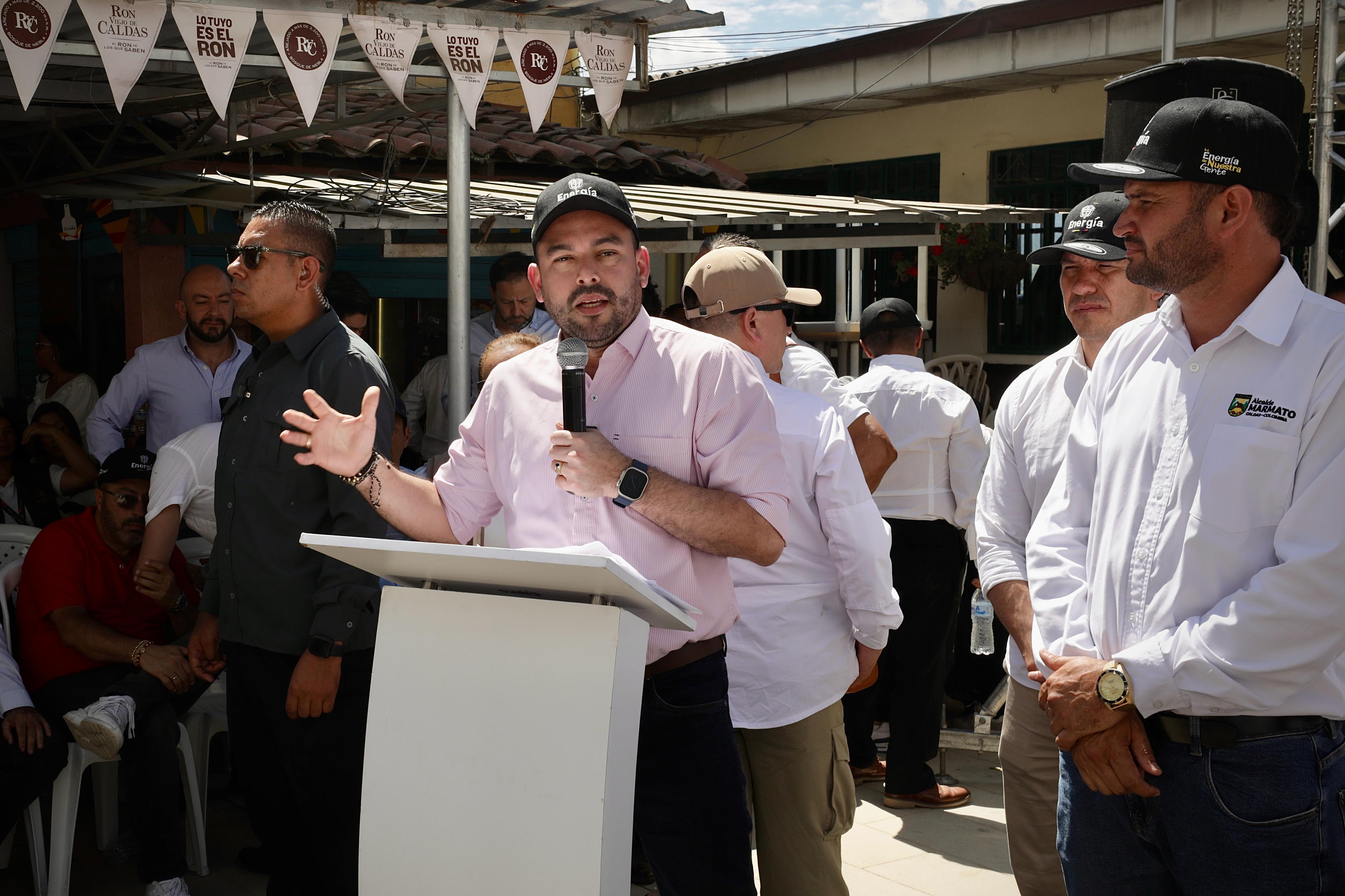 Ministro de Minas visita el municipio de Marmato, Caldas