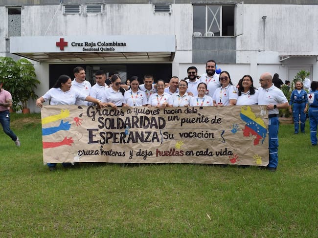 Reconocimiento a los voluntarios de la Cruz Roja Quindío que estuvieron en la misión humanitaria en Venezuela. Foto: Cortesía Cruz Roja Quindío