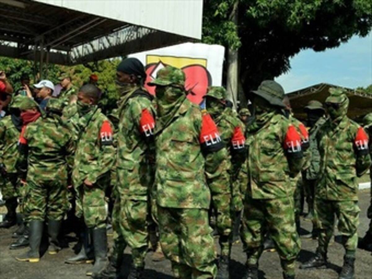 "No es cierto que ya vayamos a iniciar diálogos formales con el ELN"