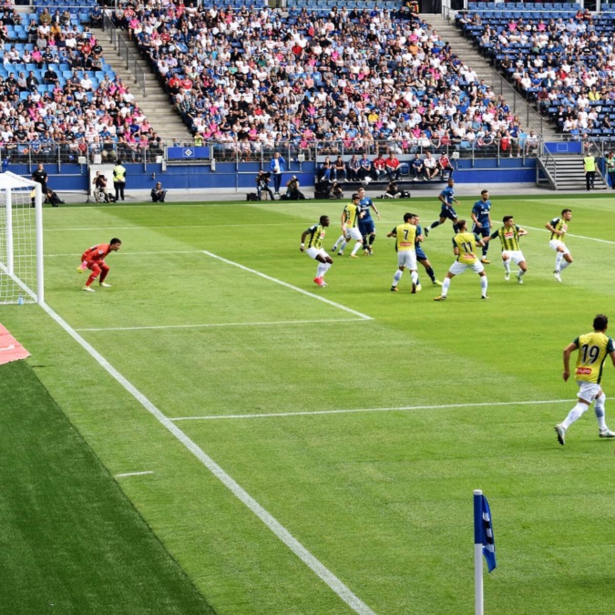 Estas son las ligas de futbol donde más brilla el talento colombiano