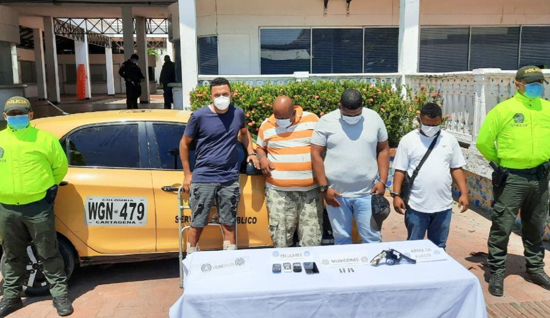 Los cuatro capturados operaban a bordo de un taxi