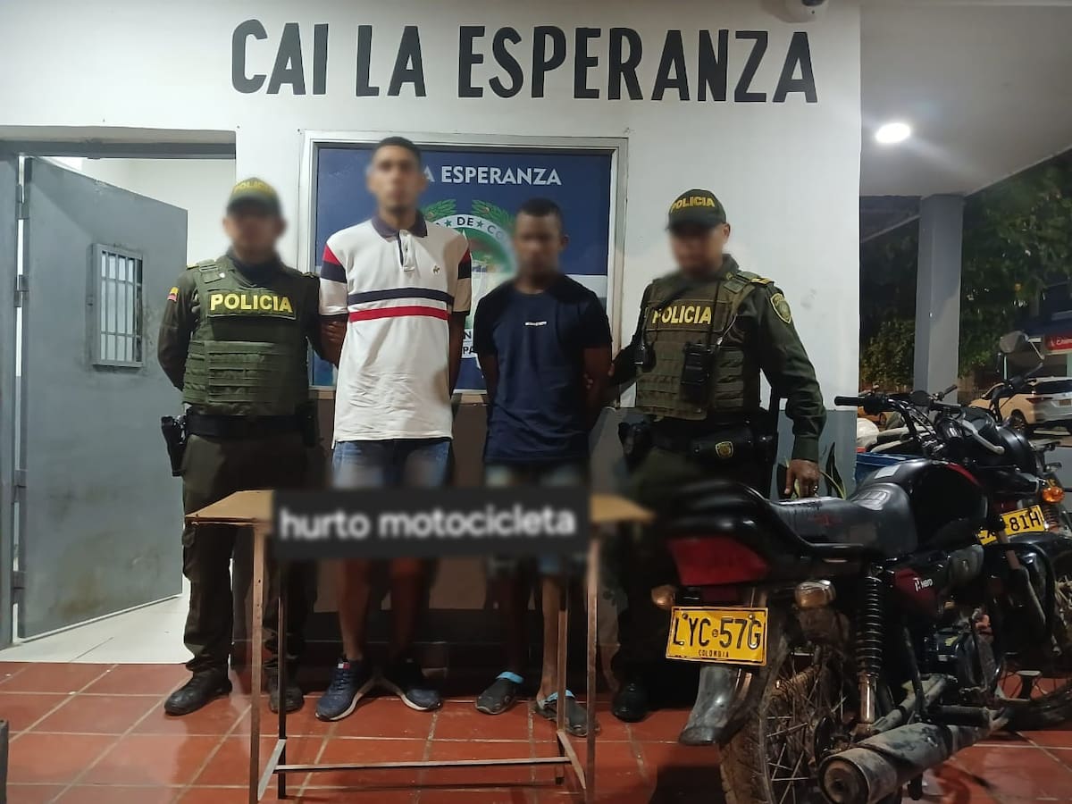 Capturados alias "El Pirulo" y "El Jorge" tras el hurto de una motocicleta en Cartagena
