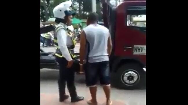 El supuesto caso de soborno involucra a una técnica en seguridad vial de Candelaria. Foto: imagen tomada de Video/ Cortesía Ernesto Álvarez.
