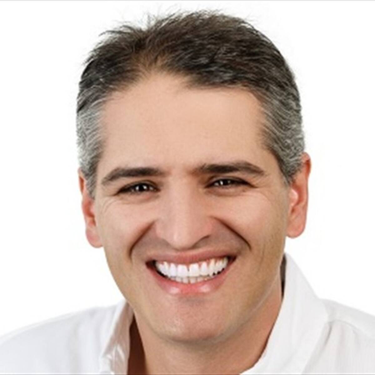 La fiscalía decidió no imputar cargos al electo gobernador de Antioquia Julián Rendón