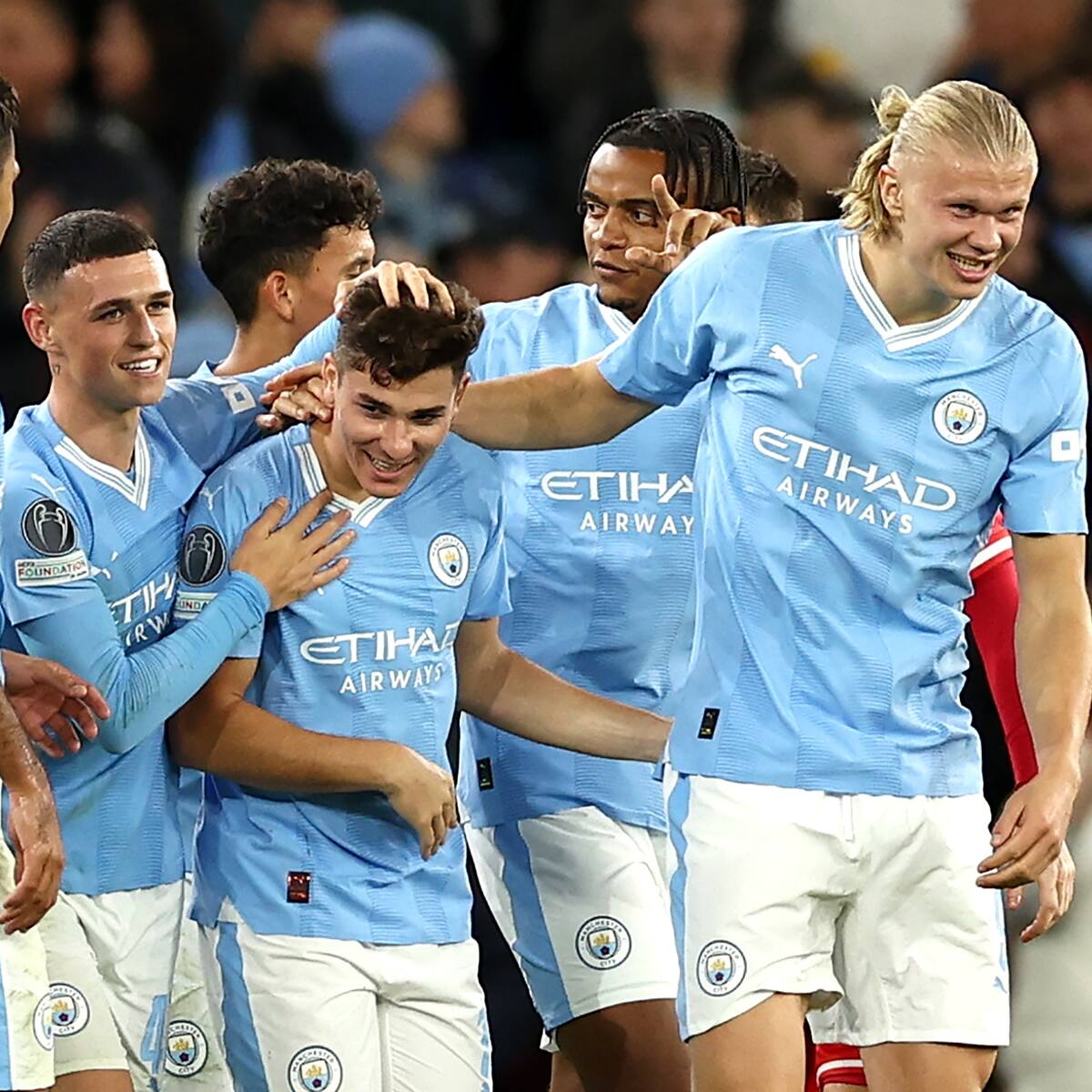 Manchester City remonta con insólito gol de tiro libre: ¡A los bloopers del año!