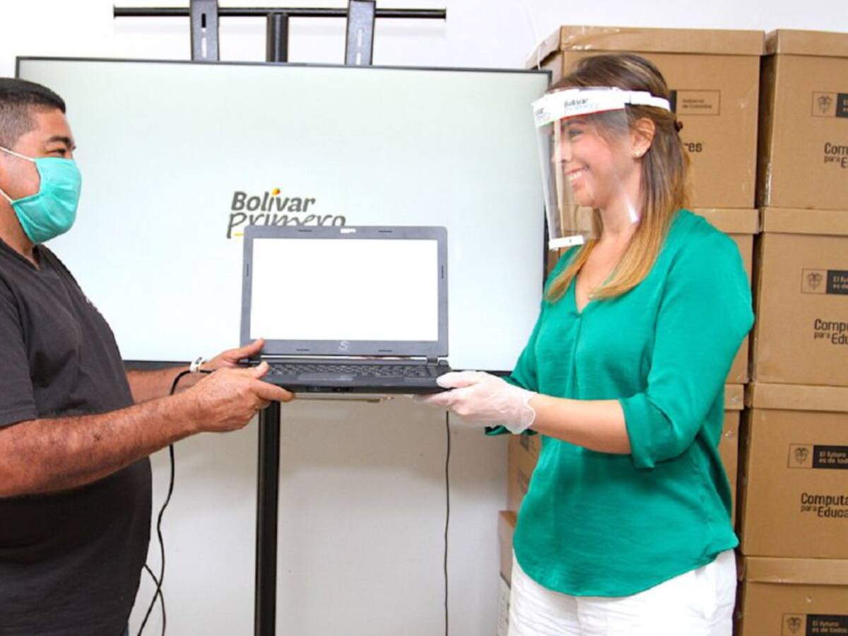 Colegios de Achí y Hatillo de Loba- Bolívar reciben computadores