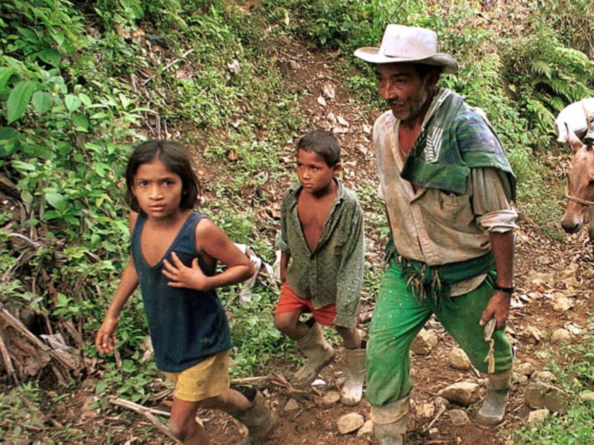 Siguen los desplazamientos masivos en el país