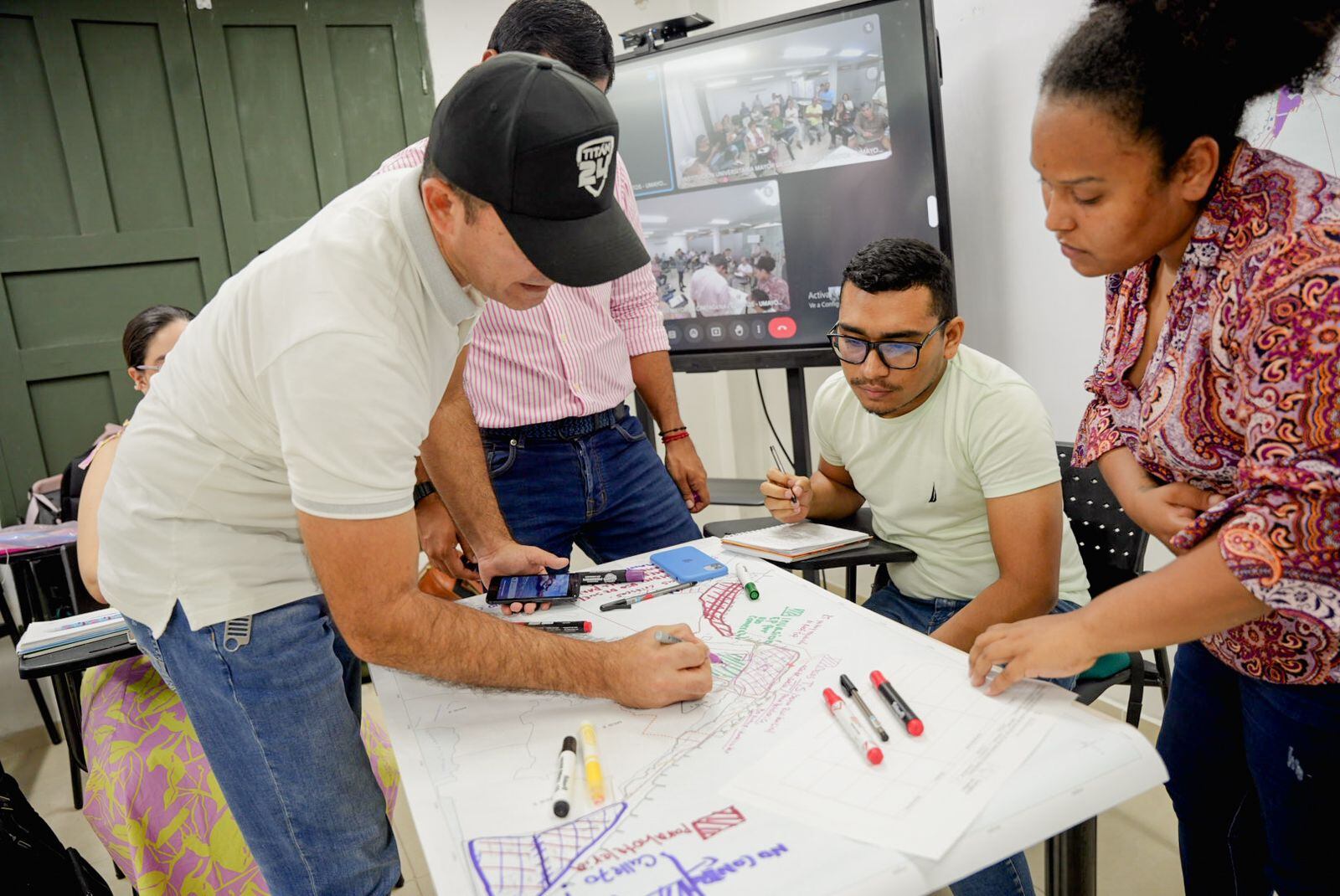POT en las comunidades de Cartagena