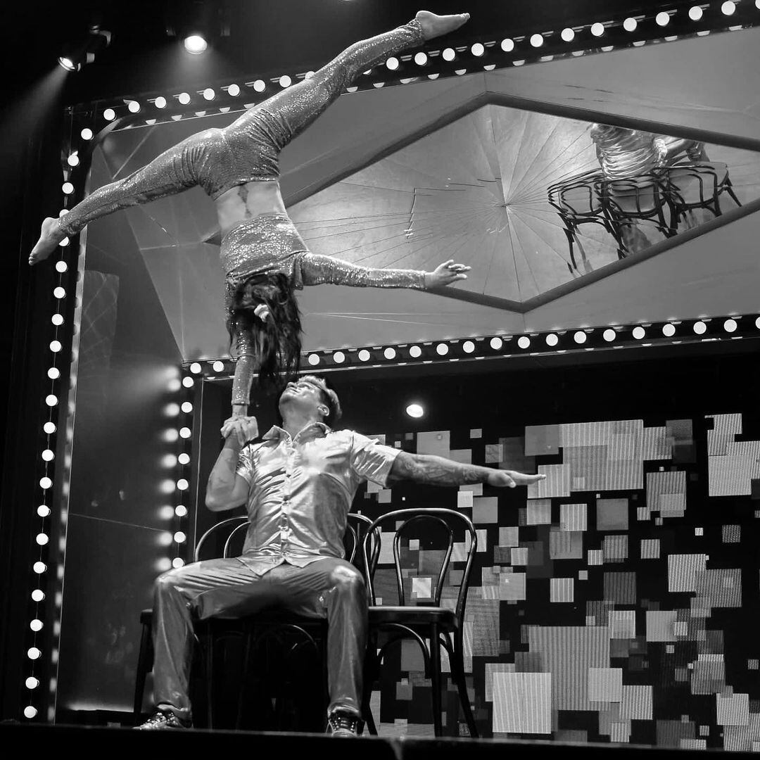 Julian en uno de sus espectáculos. Foto: Instagram de Julian Moreno Granda (@circusjulian).