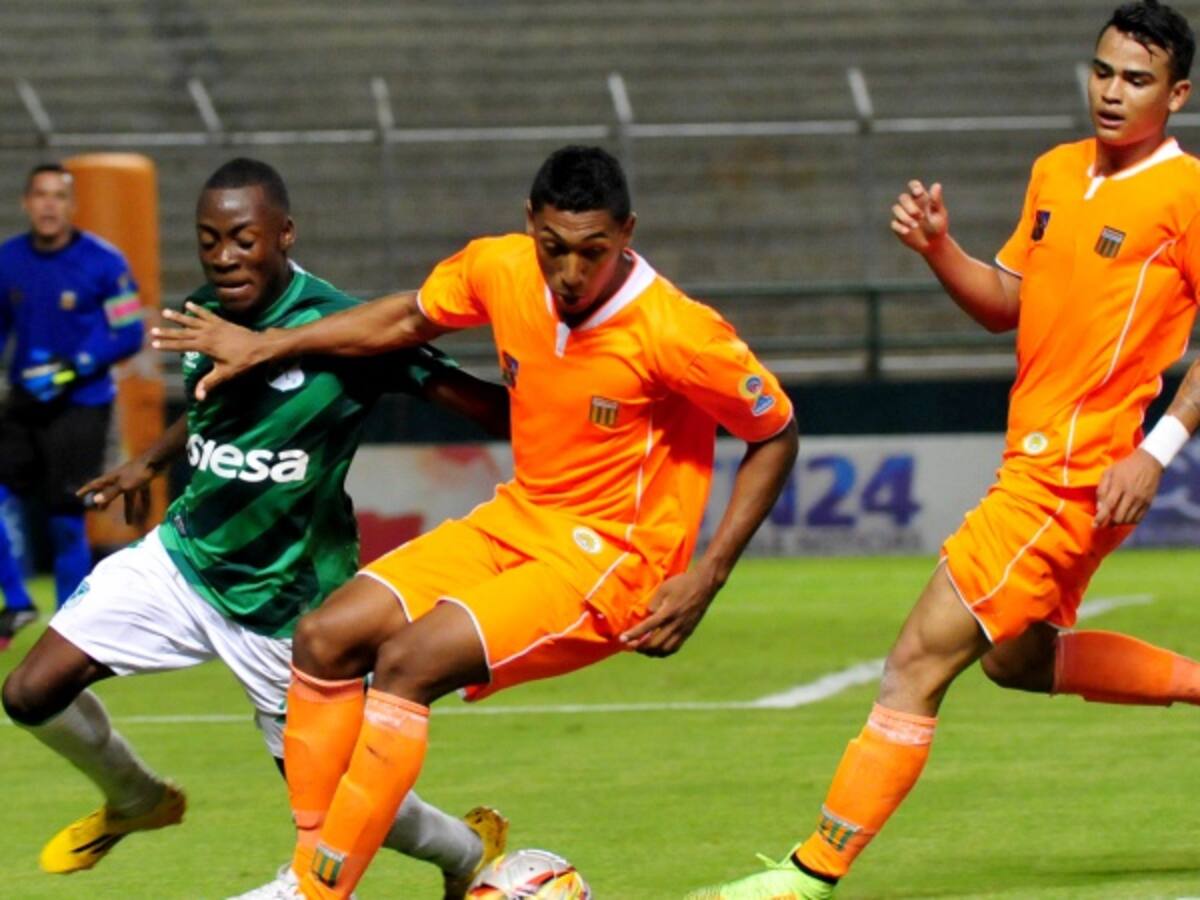 Envigado y Deportivo Cali empatan en el inicio de la fecha 13 de la Liga