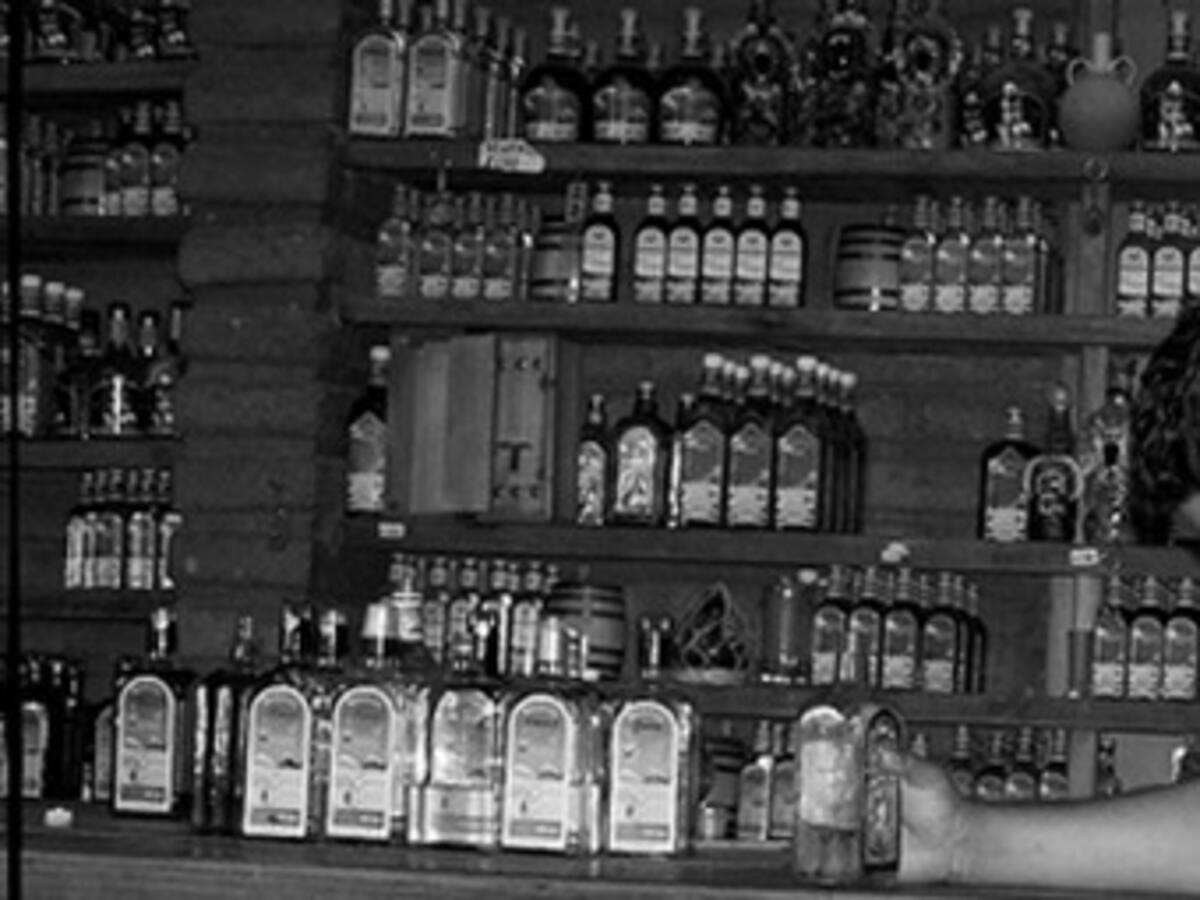 Piden hasta 15 años de cárcel al dueño de un bar por emborrachar a un joven hasta la muerte