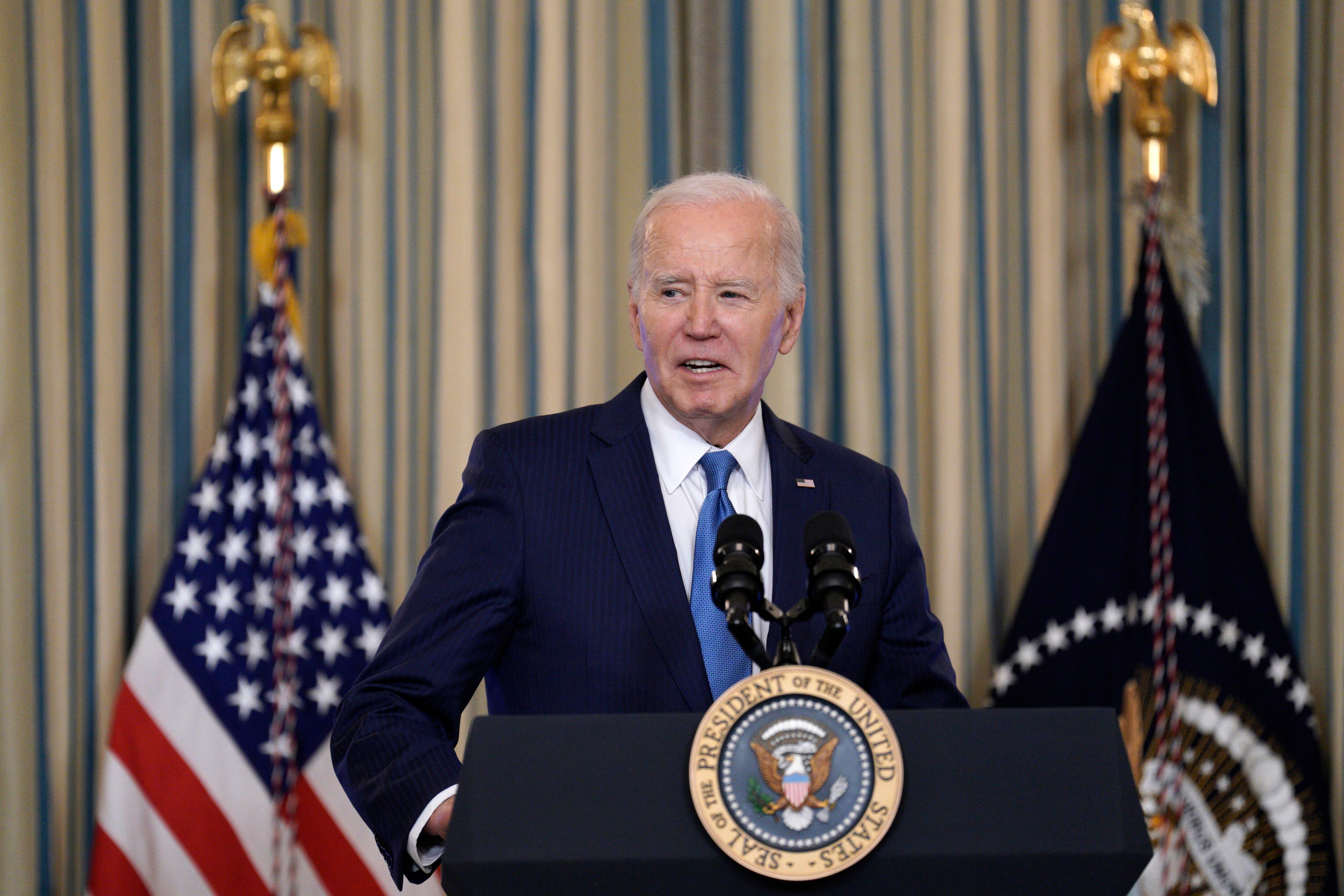 Washington (United States), 28/02/2024.- US President Joe Biden delivers remarks on his actions to fight crime in the State Dining Room at the White House in Washington, DC, USA, 28 February 2024. EFE/EPA/YURI GRIPAS / POOL