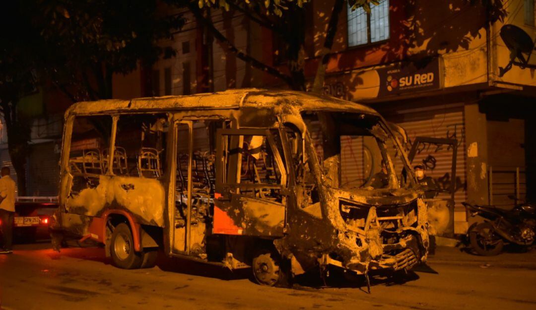 Buseta quemada Ibagué