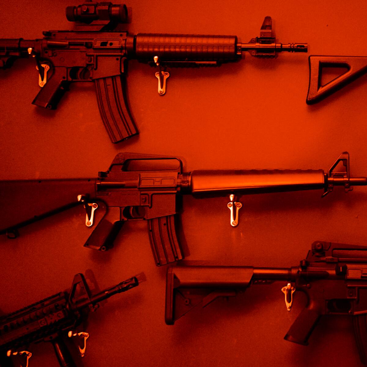 Bandas criminales de Ecuador reciben armas desde Colombia, México y Perú, advierte informe