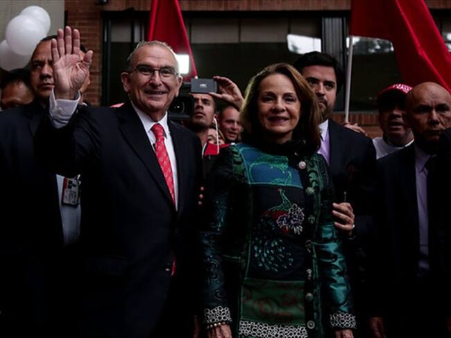 Me retiro de toda actividad política: Humberto De La Calle