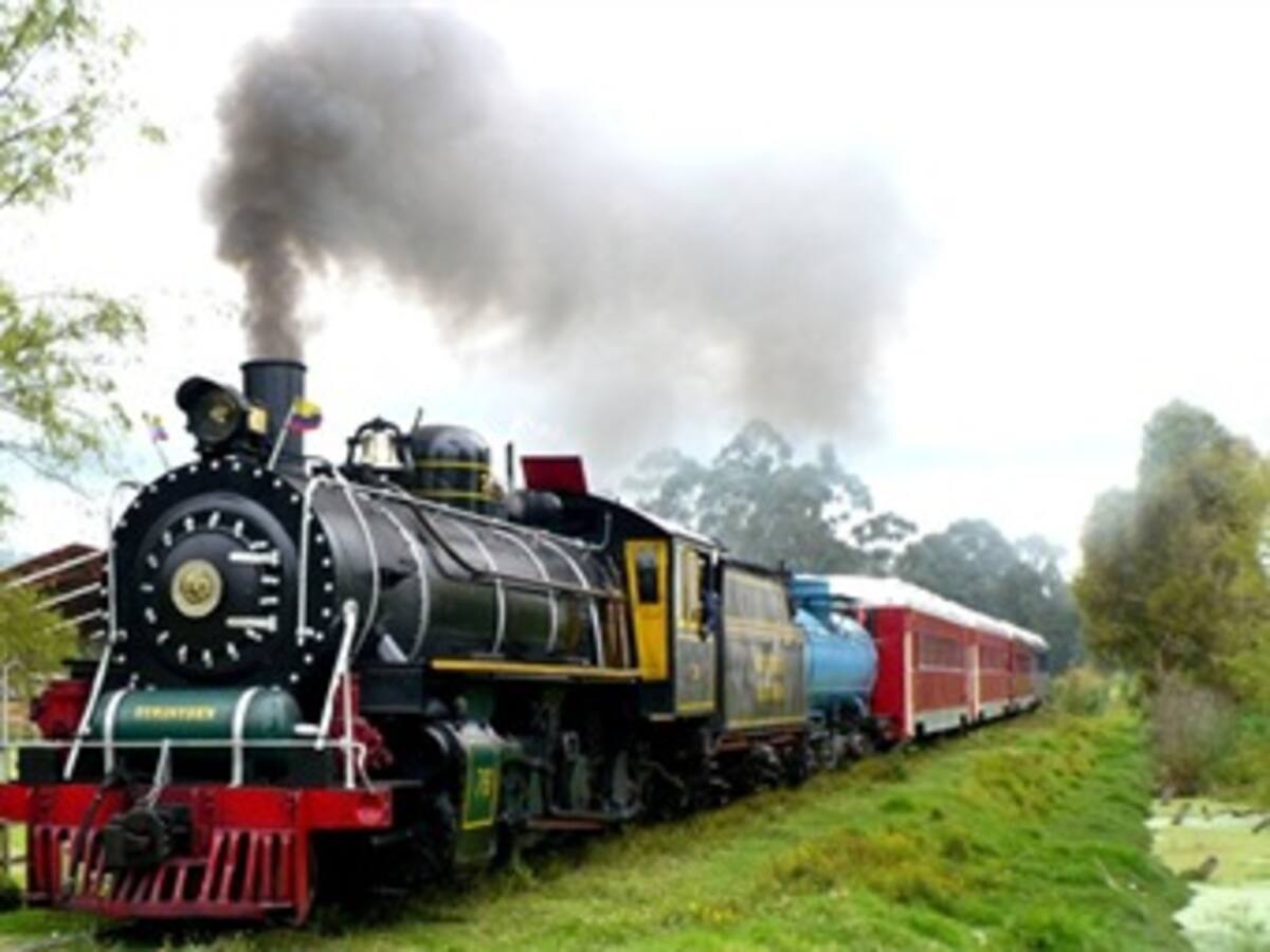 Gobernación estudia proyectos para hacer realidad el tren de cercanías