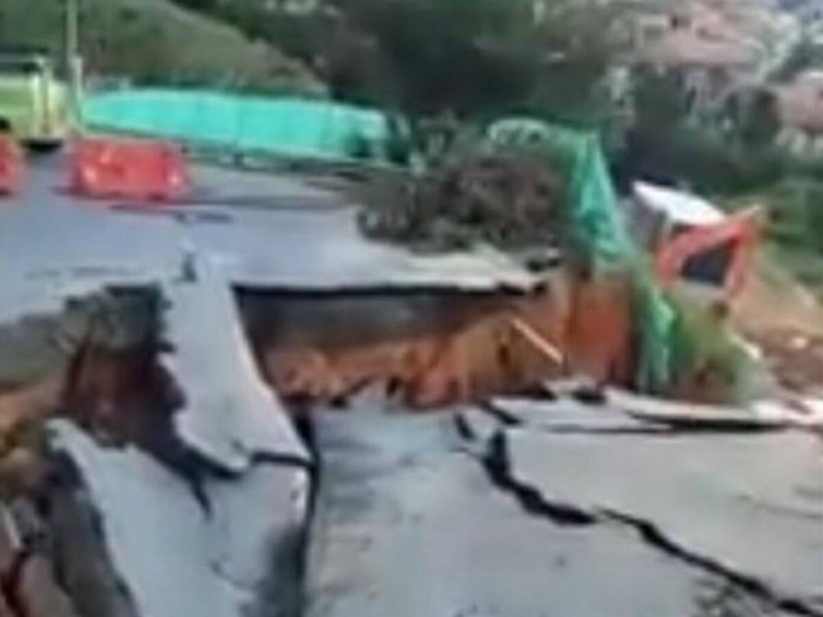 Derrumbe de vía afecta cientos de ciudadanos en San Antonio de Prado