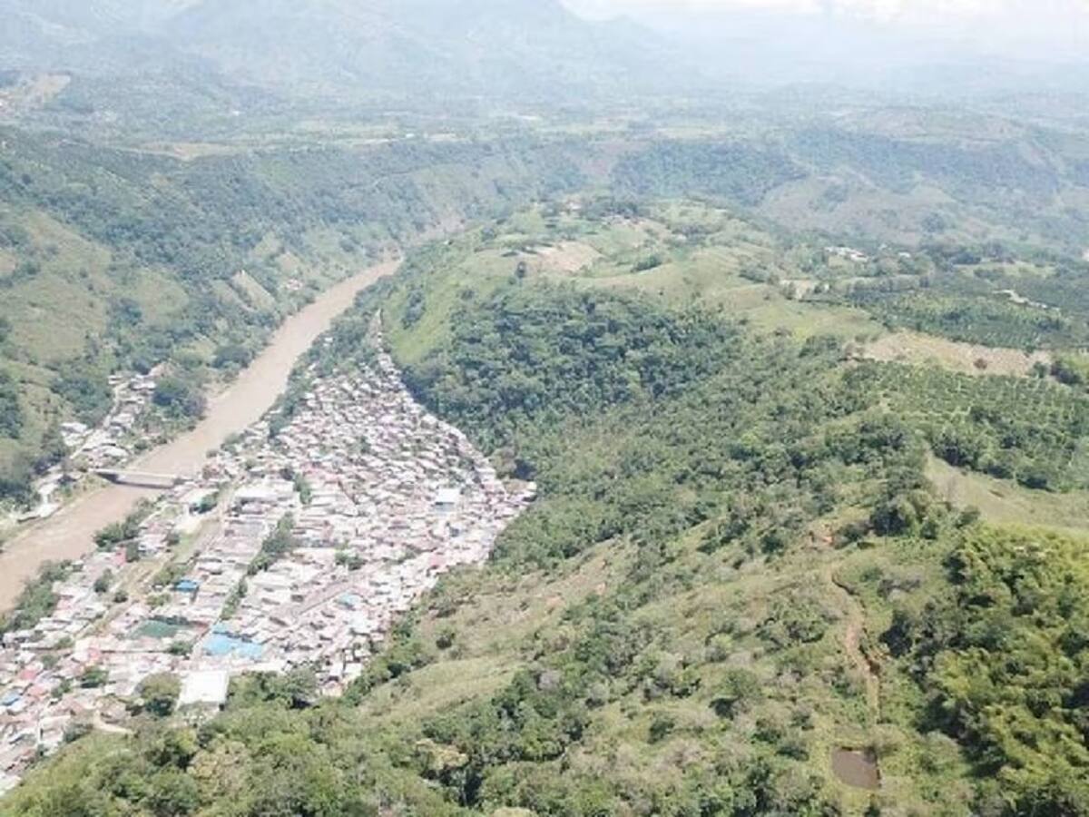 Agredió a varias personas en Arauca, Caldas y al parecer hizo disparos al aire