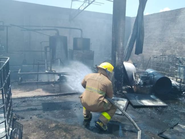 Cuatro quemados tras una explosión en fábrica de Barranquilla