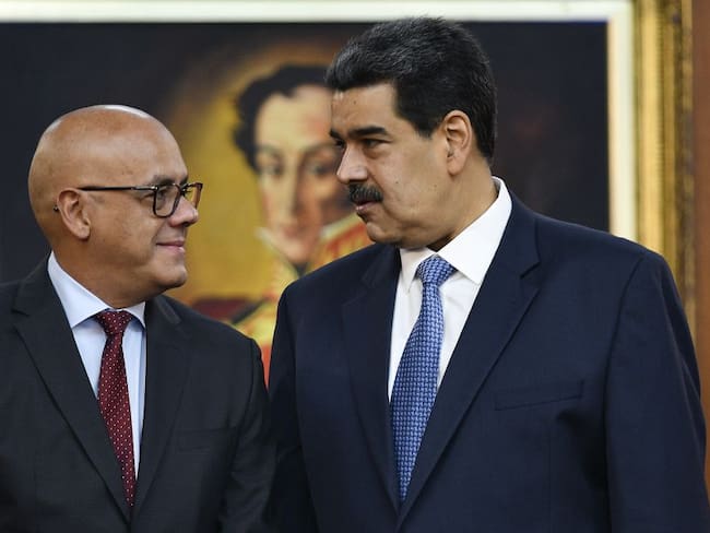 Jorge Rodríguez y Nicolás Maduro 