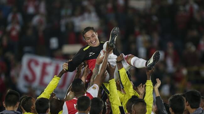 Ante 24059 espectadores, el venezolano jugó su último partido en Bogotá.