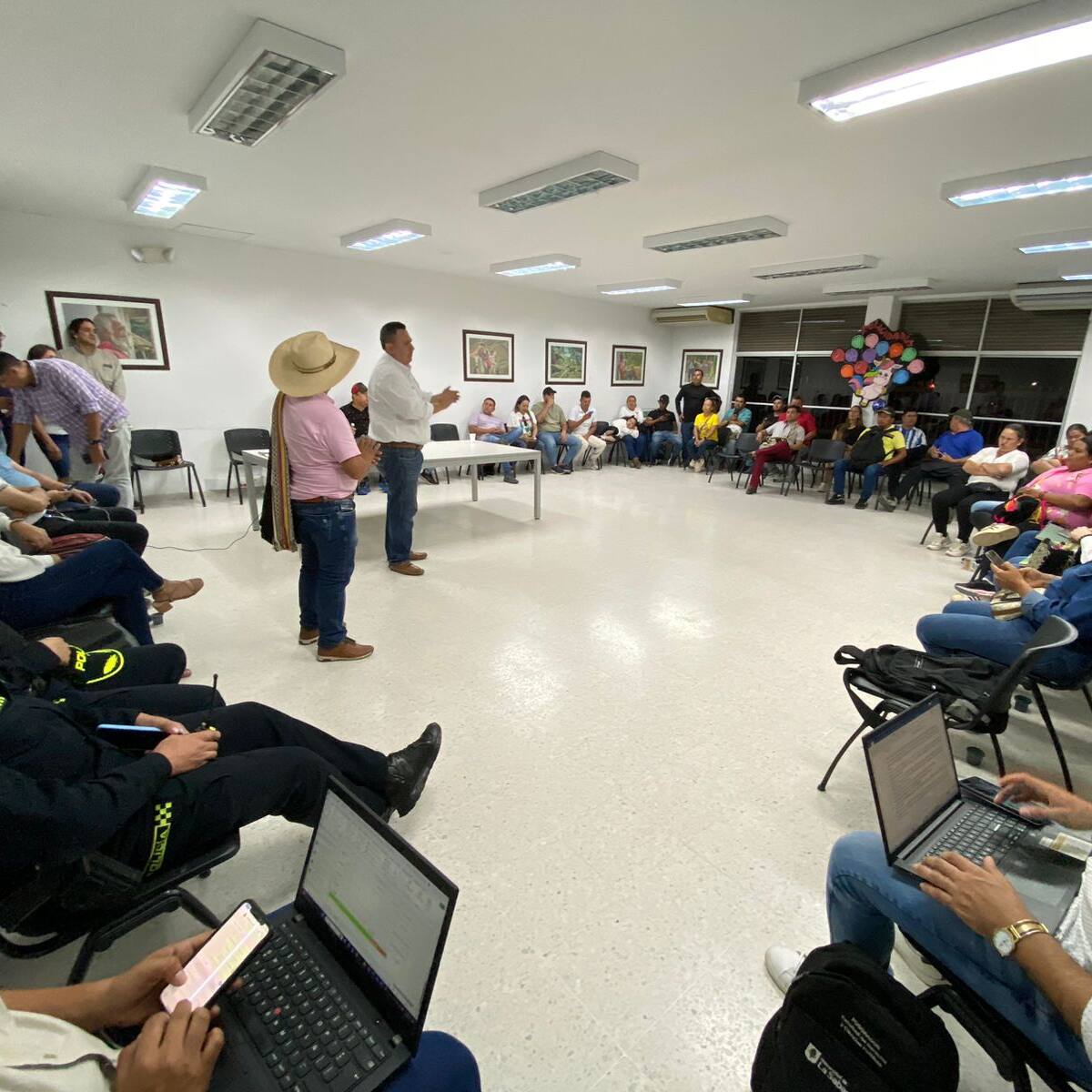 Se levantó bloqueos en zona petrolera, luego de diálogos sostenidos en Neiva
