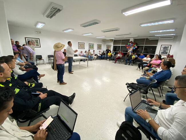 Mesas de trabajo dejo conclusiones positivas.