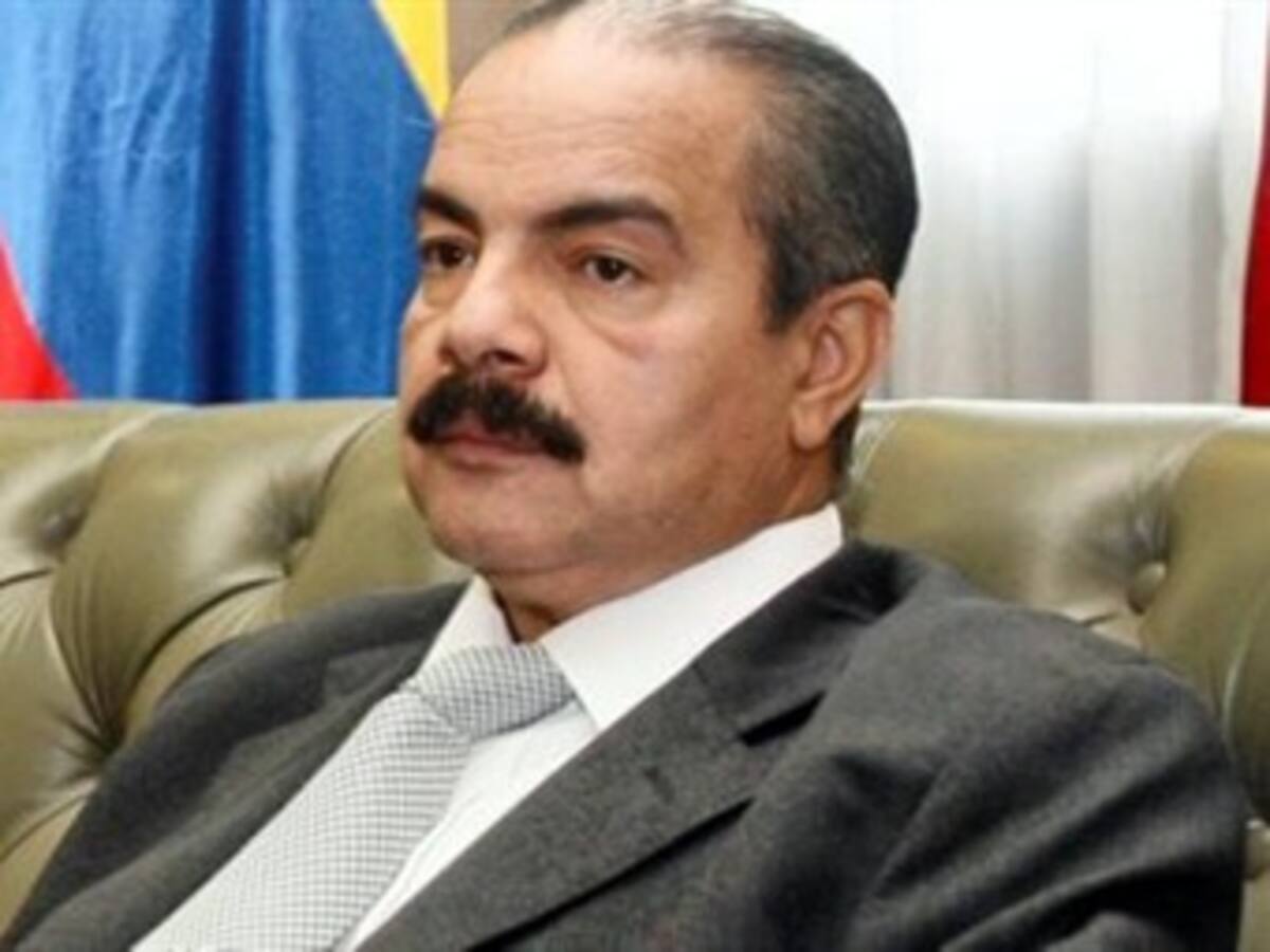 El excongresista Javier Cáceres solicitará se le investigue por sus presuntos nexos con paramilitares
