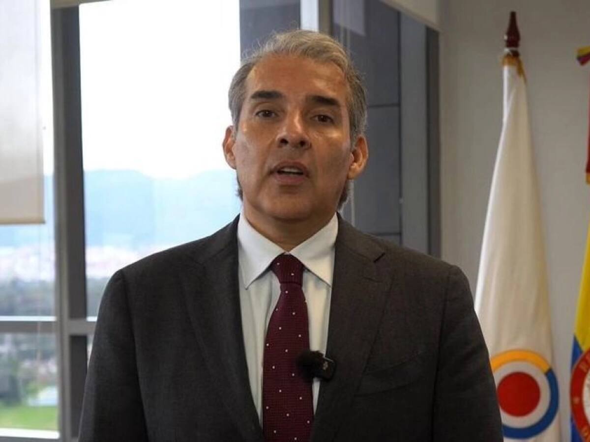 Contraloría advierte que deuda del sistema de salud podría superar los $58 billones a cierre de 2025
