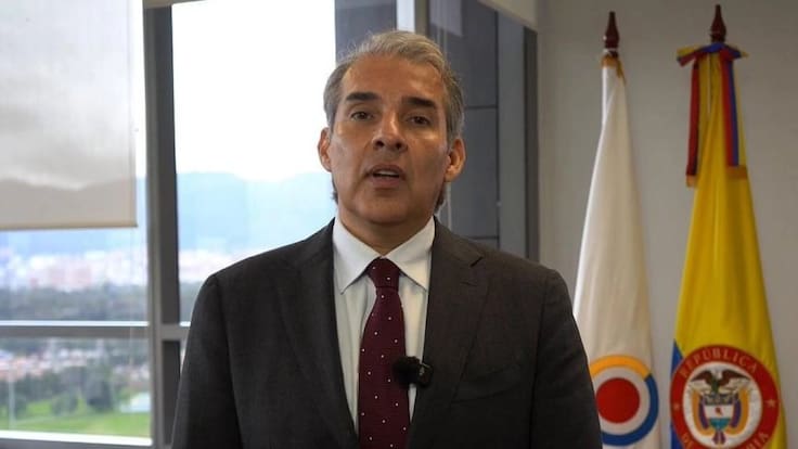 Contraloría advierte que deuda del sistema de salud podría superar los $58 billones a cierre de 2025