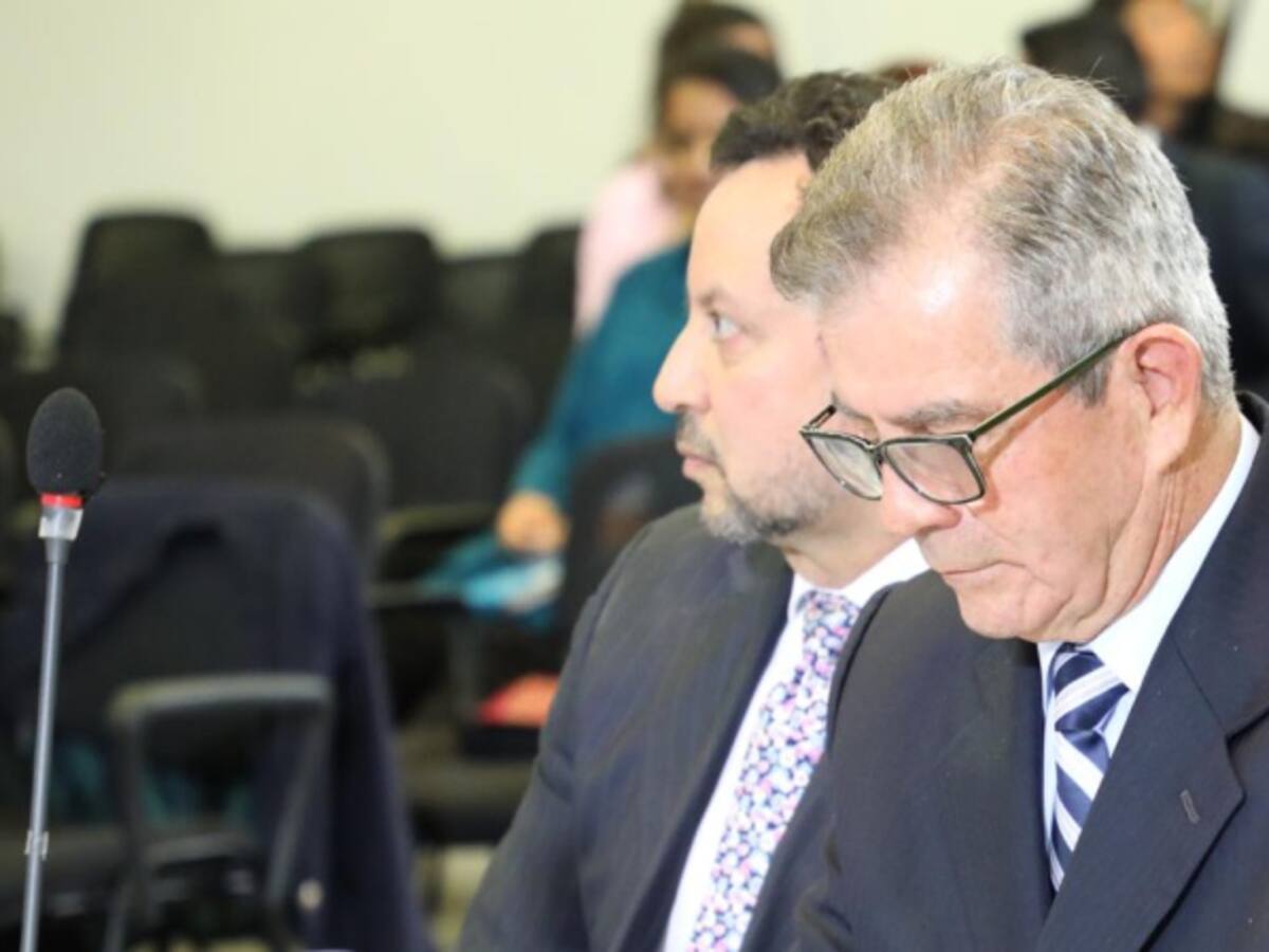Aplazan audiencia de sometimiento del General (r) Montoya a la JEP