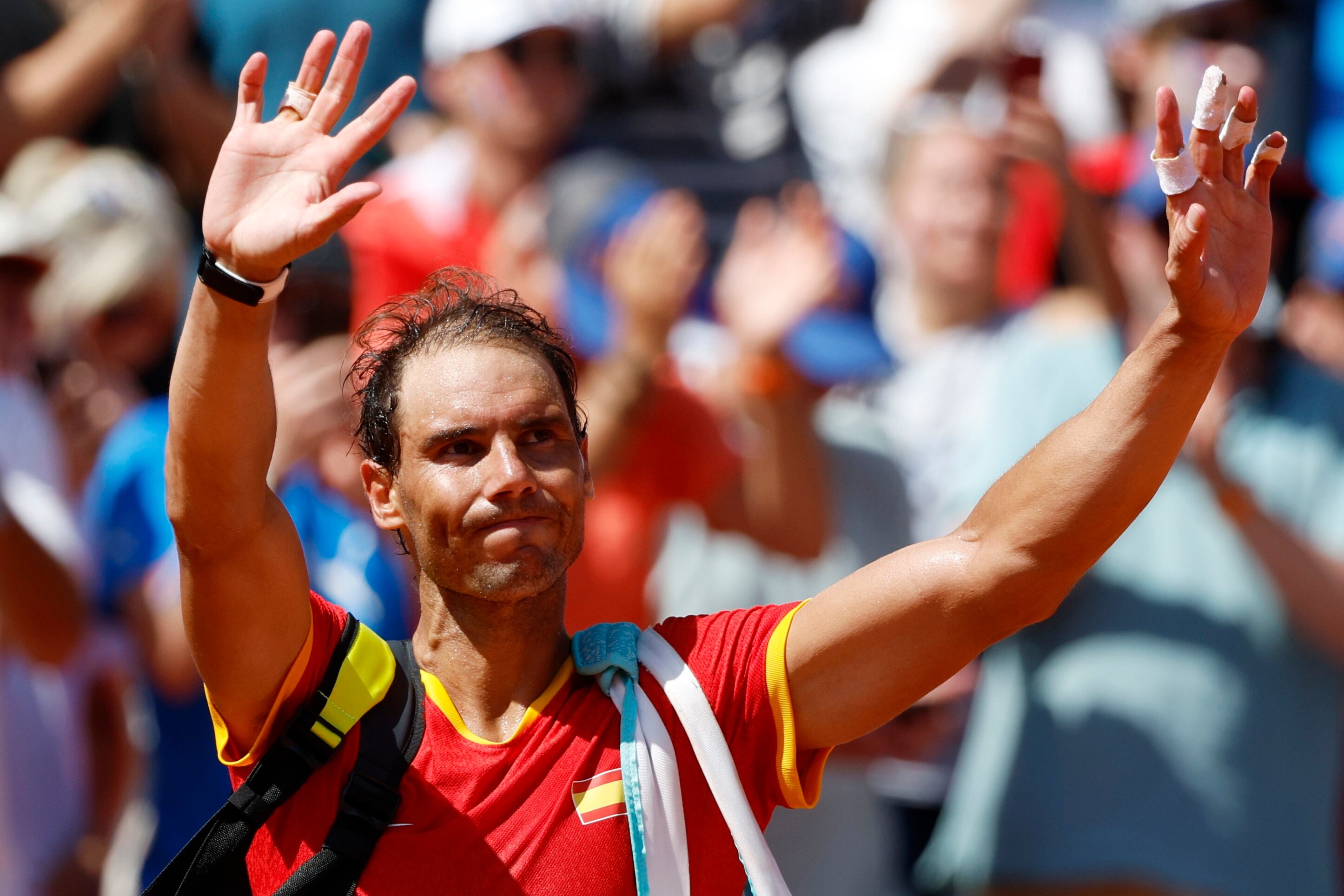 Rafael Nadal le dice adiós al profesionalismo. EFE/EPA/FRANCK ROBICHON