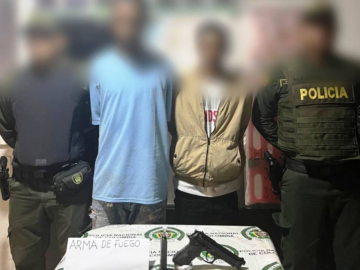 Capturados ‘El Yon’ y ‘El Roy’ con una pistola, en el sector de la arrocera en Olaya