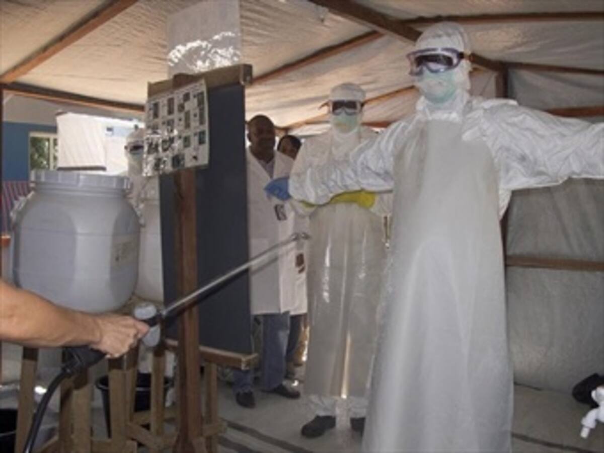 Descienden los casos de Ébola en África