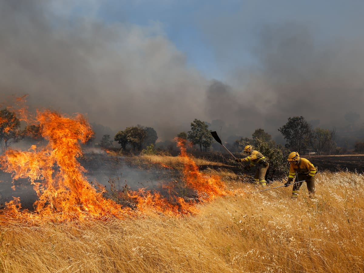 La situación mejora en Francia y España, pero el fuego sigue calcinando Portugal y Grecia
