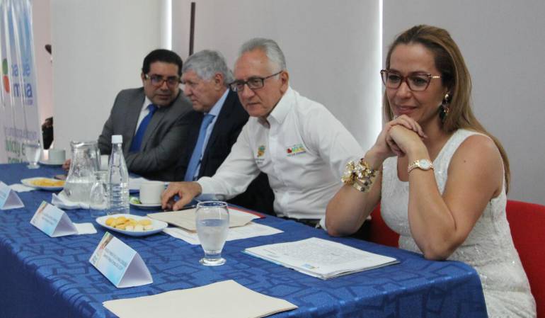 Firma nuevo convenio Alcaldía de Ibagué e Interaseo