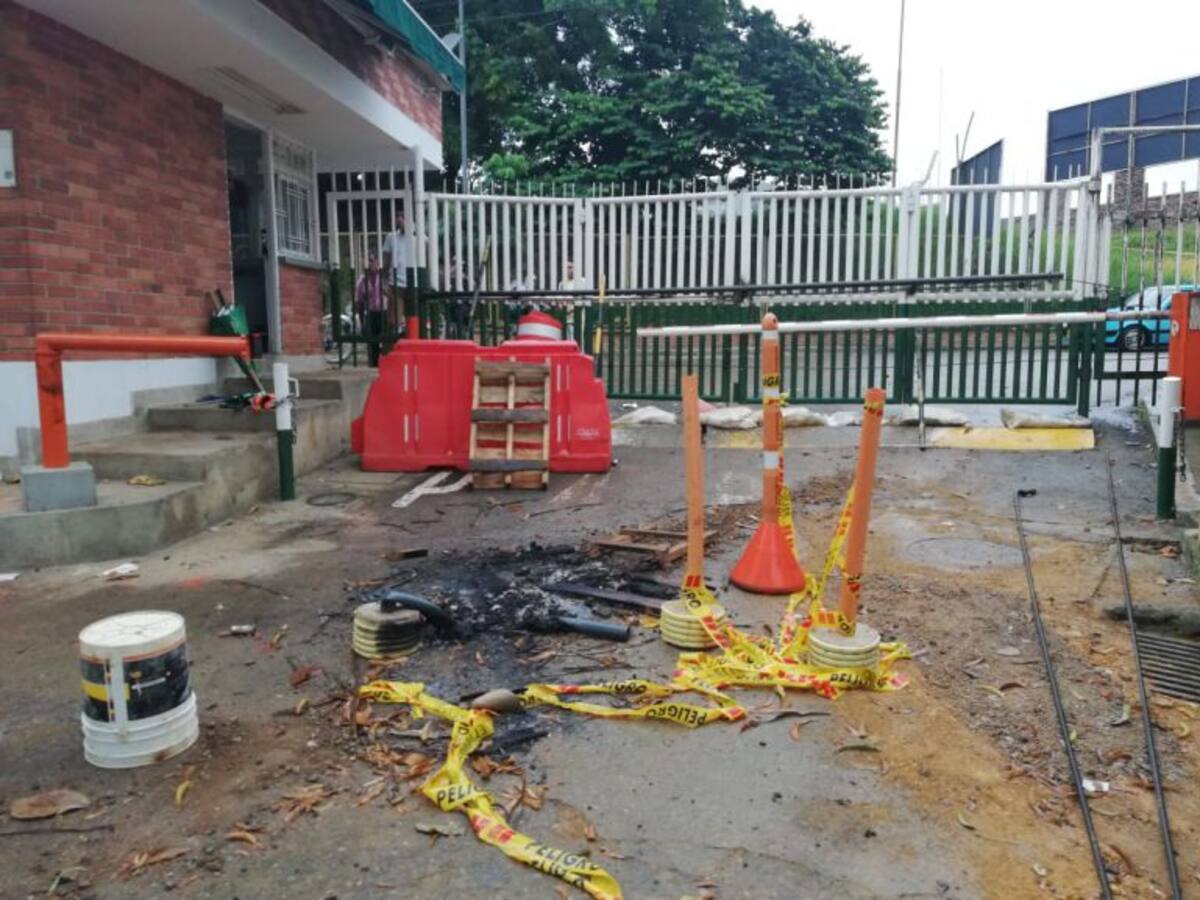 Video: Así quedó la UIS luego de las acciones violentas de este jueves