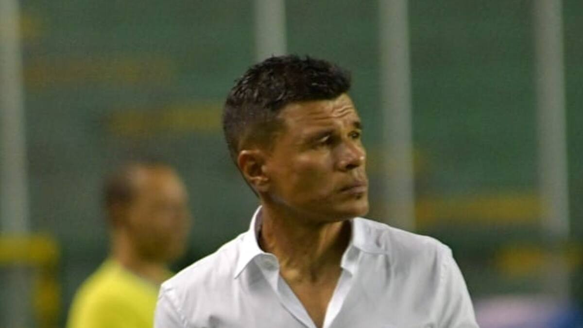 ‘Cocho’ Patiño: “El fútbol no se puede convertir en una profesión de vida o muerte”