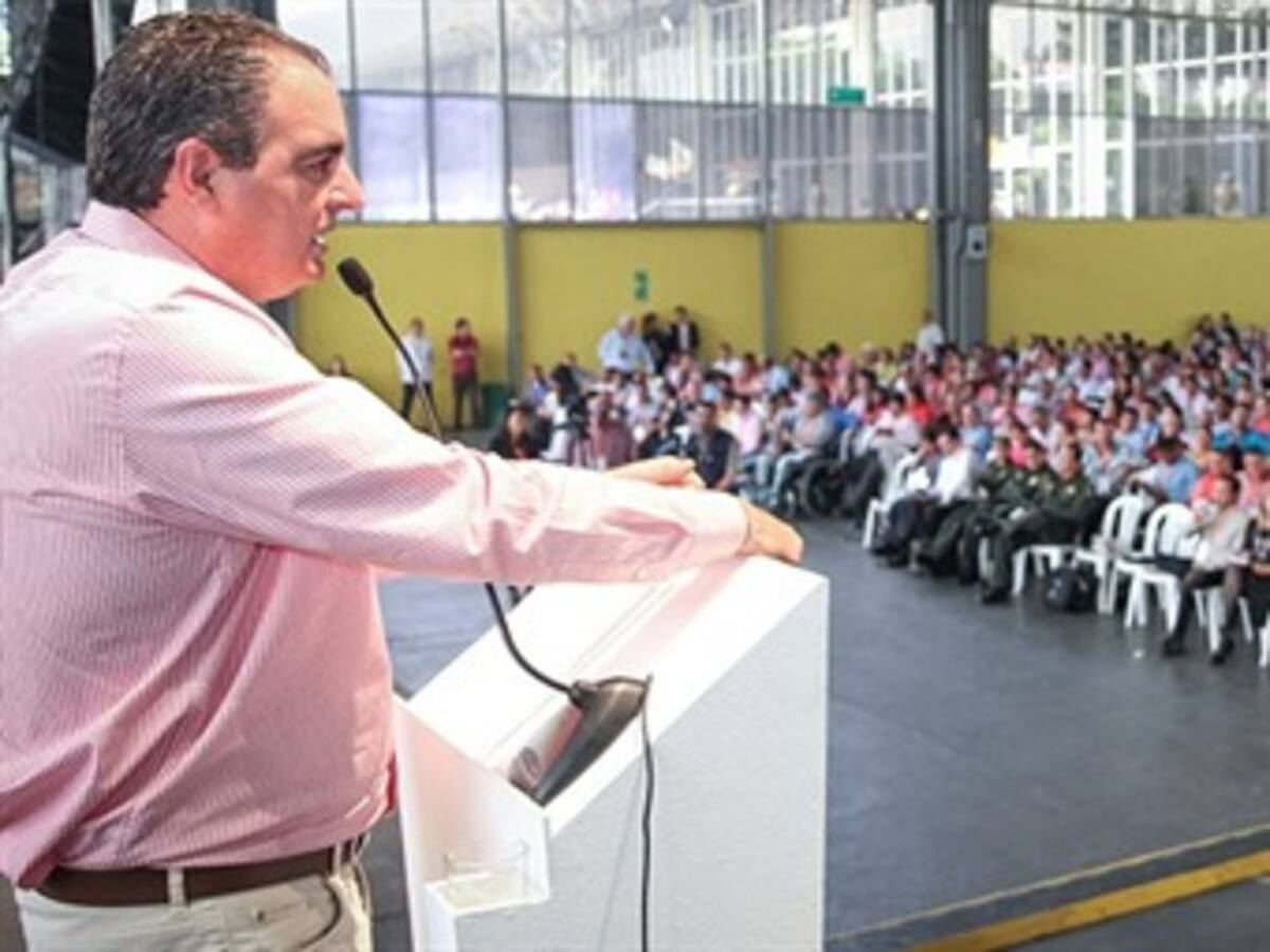 “Los perros” que amenazan a concejales serán objetivo militar: MinInterior