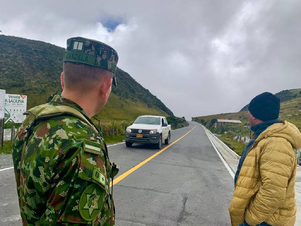Ejército en Caldas acompaña transición de la alerta Naranja a Amarilla del Volcán del Ruiz