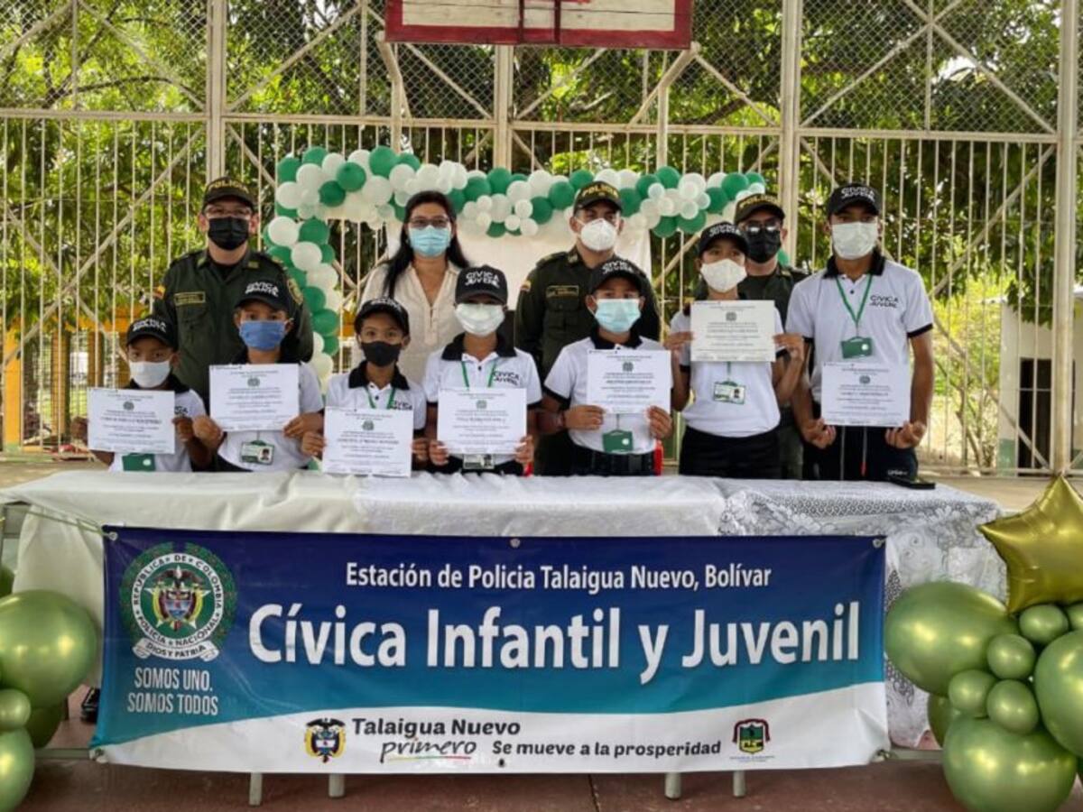Policía capacitó a adolescentes sobre prevención de drogas en Bolívar
