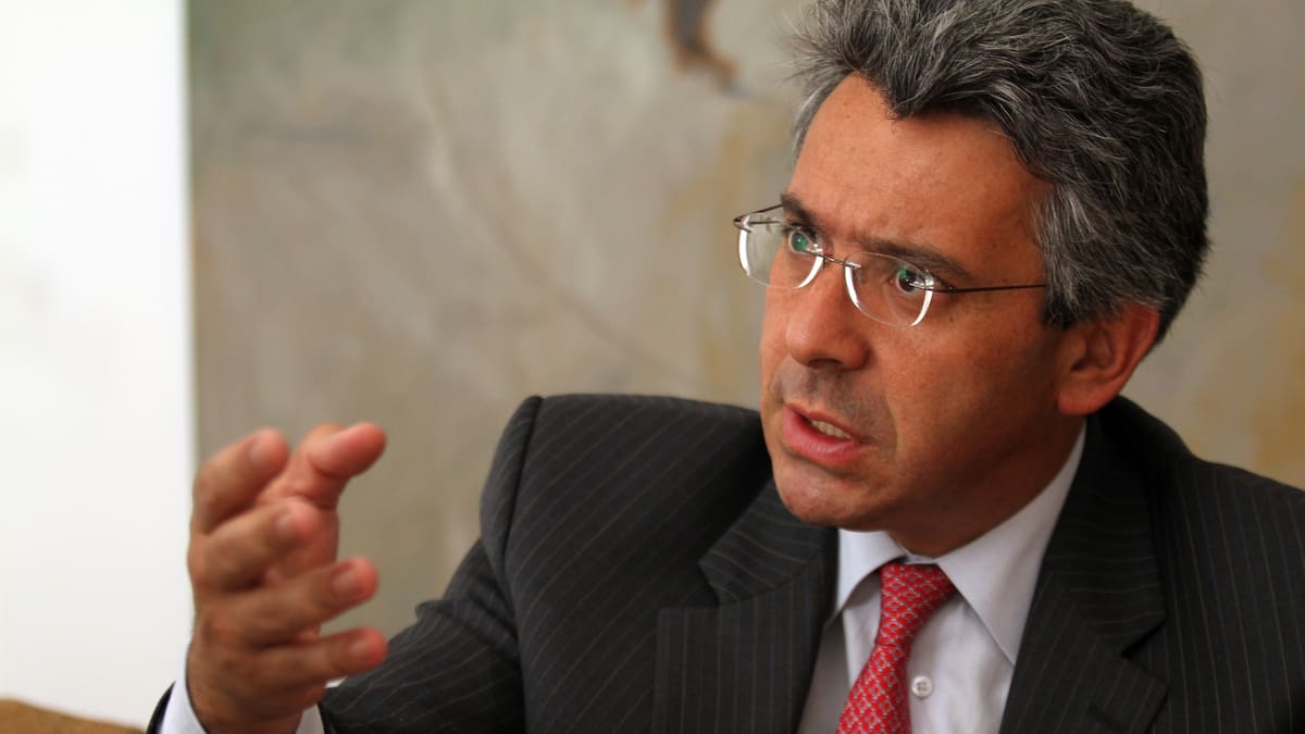 “Harman y Dussán estaban doblando la muñeca de quienes preferían a Alfredo Deluque”: Enrique Gómez