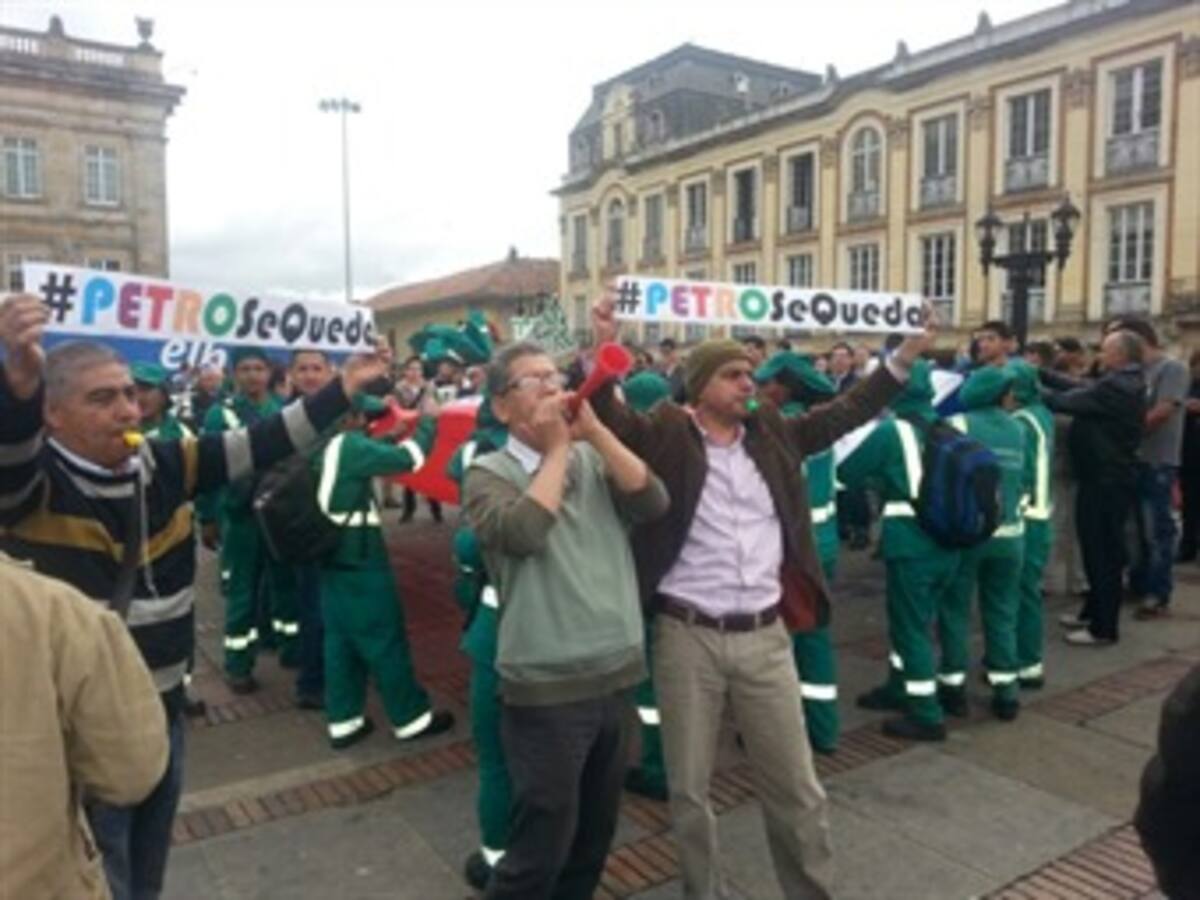 Más de 8.000 personas en la Plaza de Bolívar apoyando a Petro