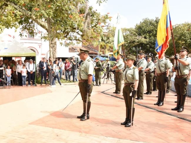 Guatapé es el primer municipio en Colombia con Policía Turística