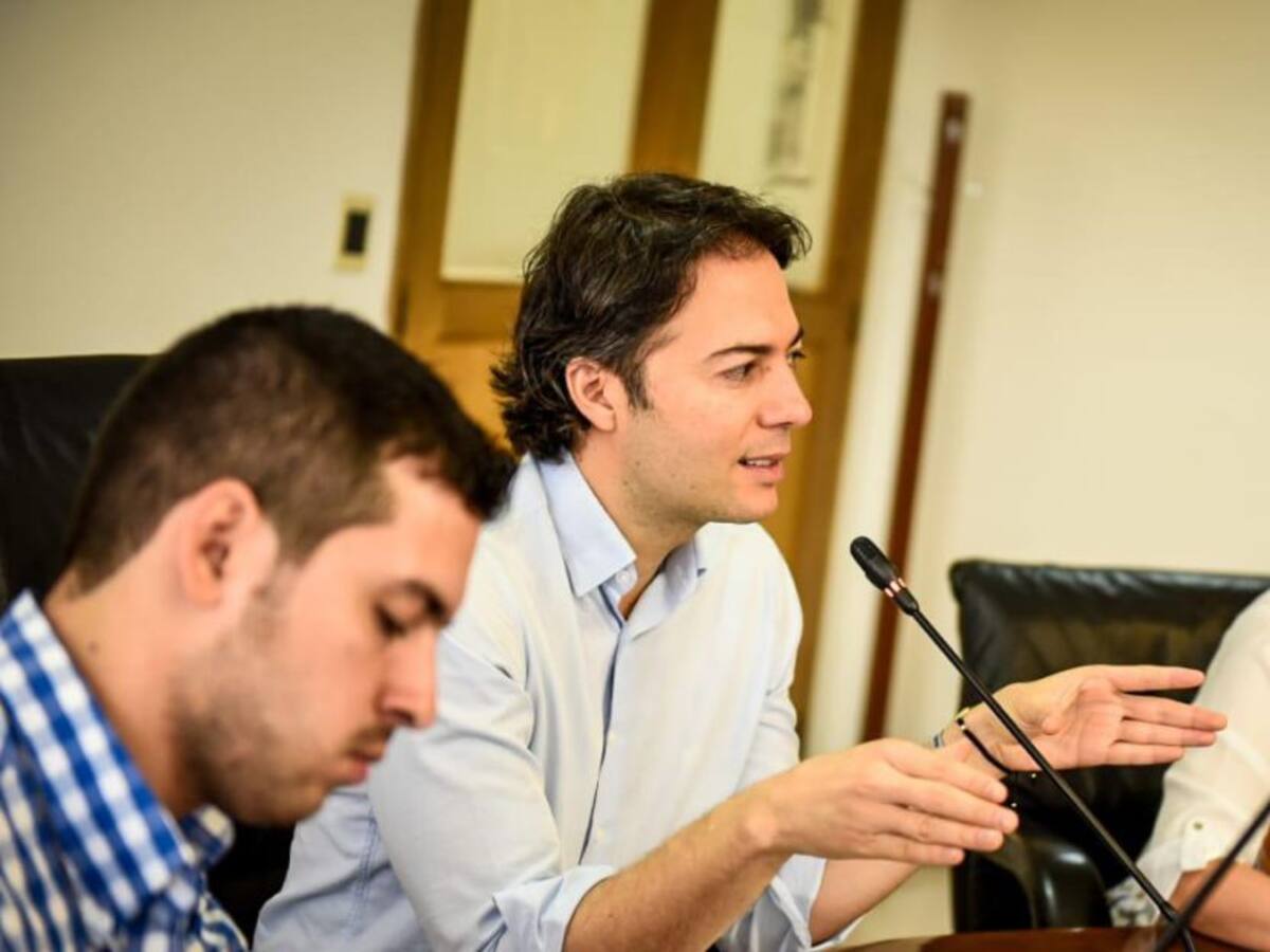 Confusión entre clínica y alcalde de Medellín por coronavirus