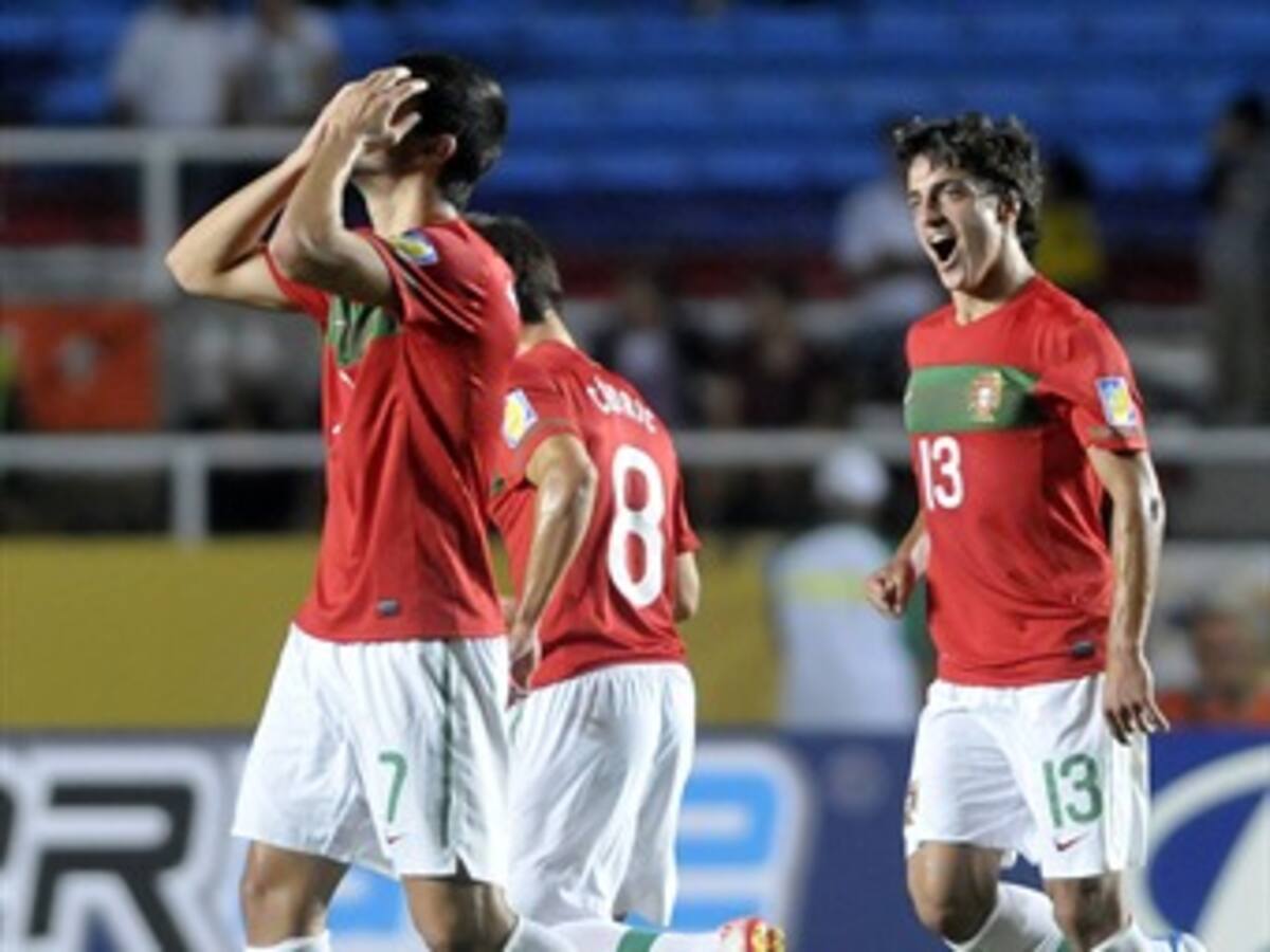 Portugal pelea la clasificación venciendo a Camerún
