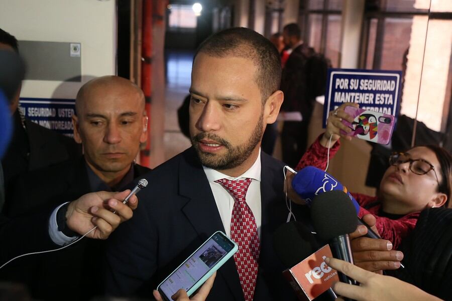 Diego Cadena se entregó ante la Fiscalía en Cali